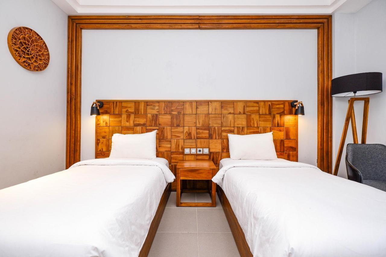 Maharani Guest House Jogjakarta Buitenkant foto