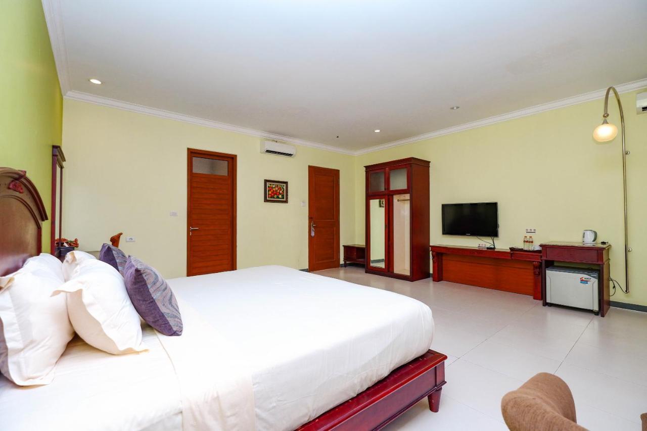 Maharani Guest House Jogjakarta Buitenkant foto